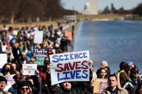 Trump’s War on Science Leaves US Healthcare Experts Stunned: ‘They’re Sidelining Science’